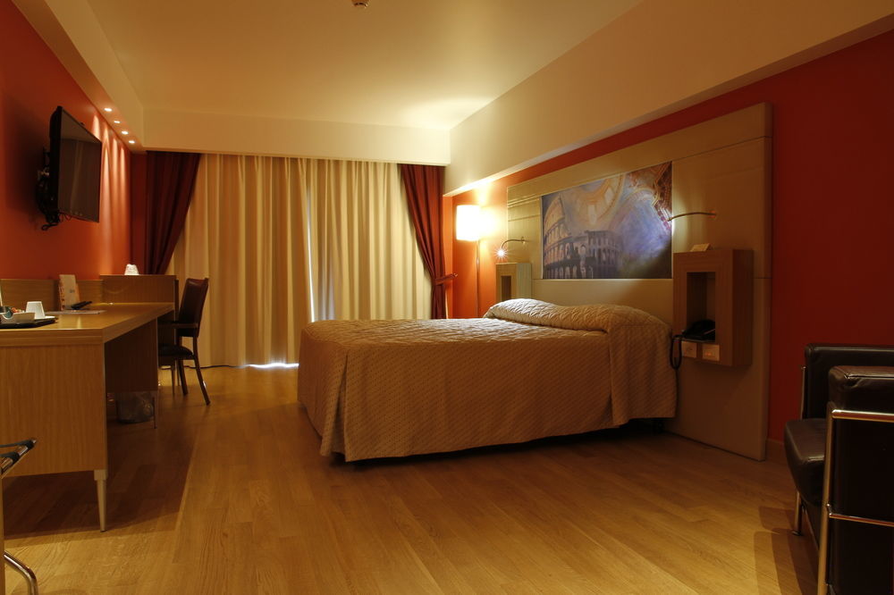 International Airport Hotel